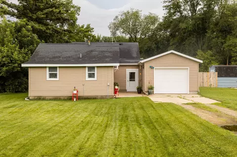 600 W 1st Ave, Osakis, MN 56360