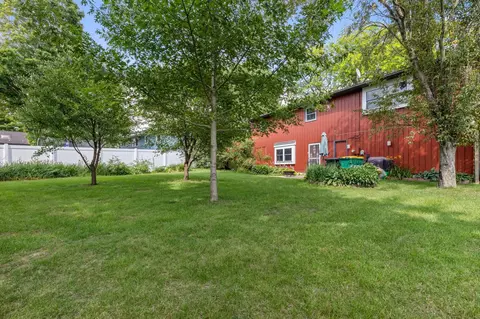 Exterior - 310 9th St NW, Plainview, MN 55964 photo 5 of 6