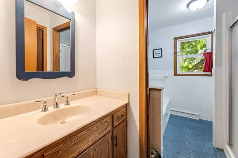 Bath - 310 9th St NW, Plainview, MN 55964 photo 1 of 4
