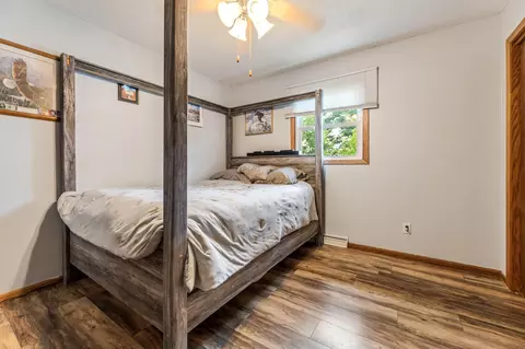 Bedroom - 310 9th St NW, Plainview, MN 55964 photo 1 of 3