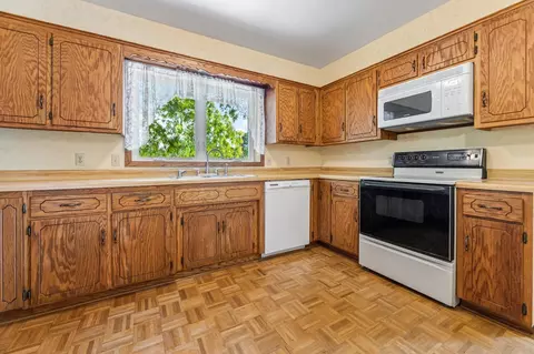 Kitchen - 310 9th St NW, Plainview, MN 55964 photo 3 of 3