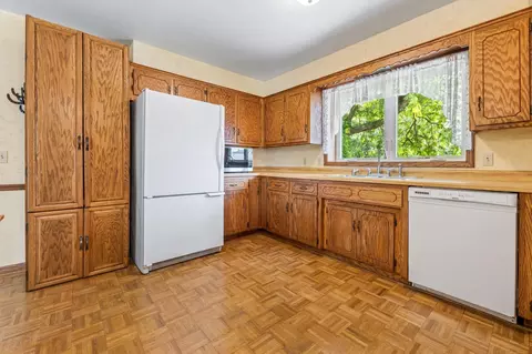 Kitchen - 310 9th St NW, Plainview, MN 55964 photo 1 of 3