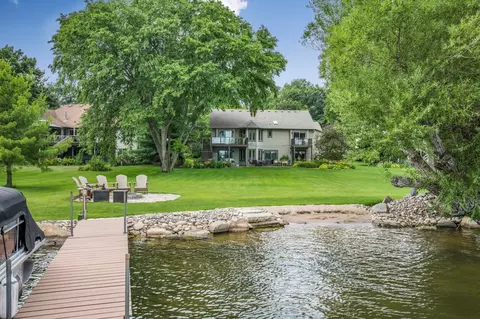19363 E Tri Oak Cir NE, Wyoming, MN 55092