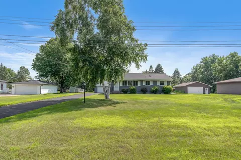 14981 Ridge Rd, Eden Prairie, MN 55347