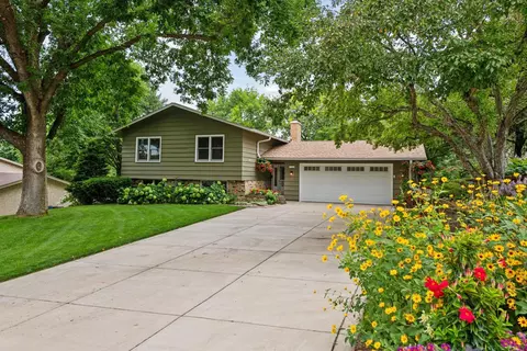 730 Windemere Dr, Plymouth, MN 55441