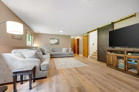 4555 Oak Chase Way, Eagan, MN 55123 photo 19