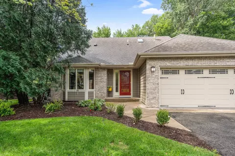 4555 Oak Chase Way, Eagan, MN 55123 photo 30