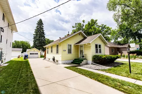 1526 9th Ave S, Fargo, ND 58103 photo 4