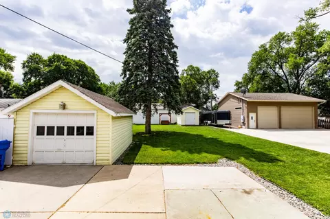 1526 9th Ave S, Fargo, ND 58103 photo 44