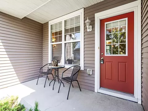 628 Tiffany Ln, Waconia, MN 55387
