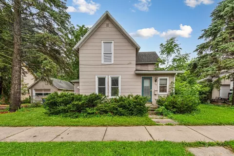 308 7th St E, Northfield, MN 55057 photo 2