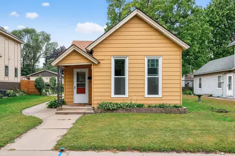 1326 Washington St NE, Minneapolis, MN 55413