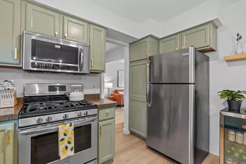 Kitchen - 13456 Daffodil Path, Rosemount, MN 55068 photo 3 of 4
