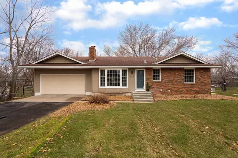 639 117th Ne Cir, Blaine, MN 55434