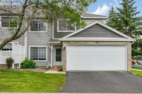 698 Mariner Way, Woodbury, MN 55129