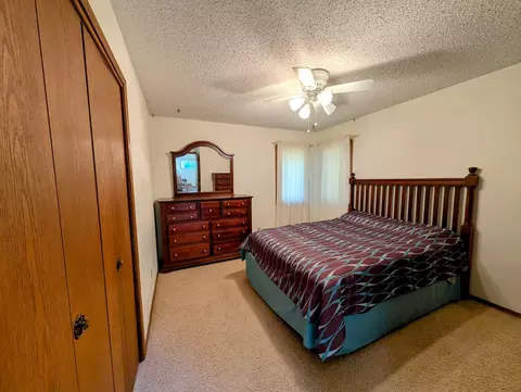 Bedroom - 918 N 3rd St, Montevideo, MN 56265 photo 3 of 11