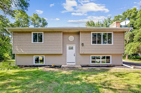 15520 95th Cir NE, Elk River, MN 55330