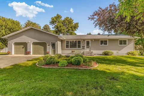 15552 241st St, Cold Spring, MN 56320