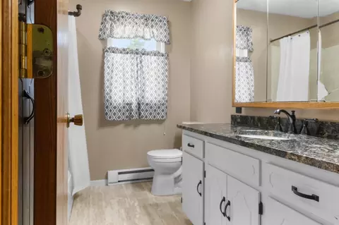 Bath - 24107 66th Ave, Saint Augusta, MN 56301 photo 1 of 2