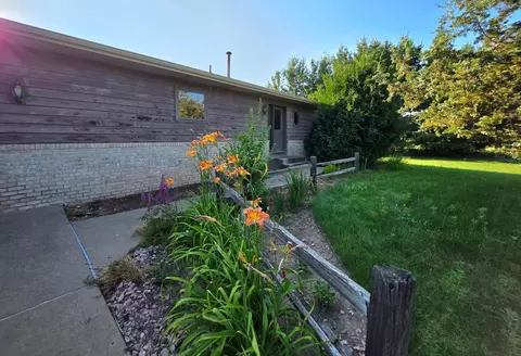 19080 Eidelweiss St NW, Oak Grove, MN 55011