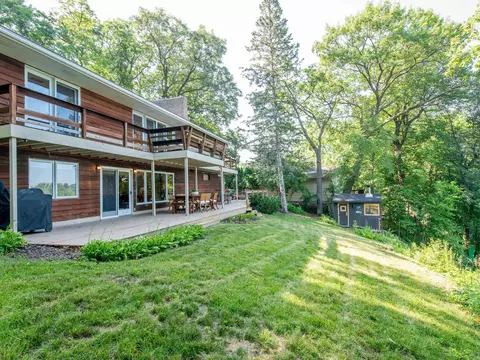8218 Oakmere Rd, Bloomington, MN 55438 photo 39