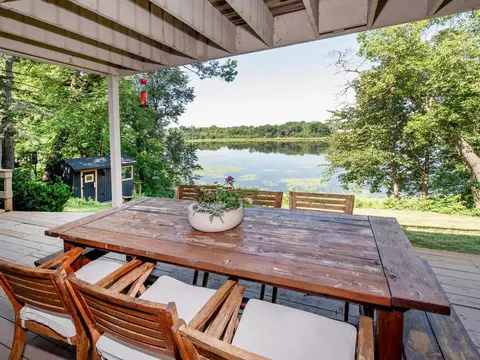 8218 Oakmere Rd, Bloomington, MN 55438 photo 4