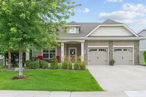 700 Somerwood Way, Waconia, MN 55387