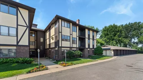 245 Park Ave S #206, Saint Cloud, MN 56301