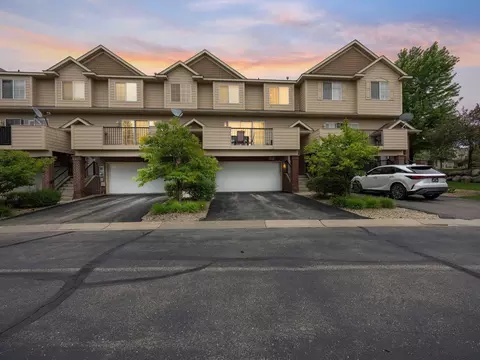 14185 Wilds Path NW, Prior Lake, MN 55372