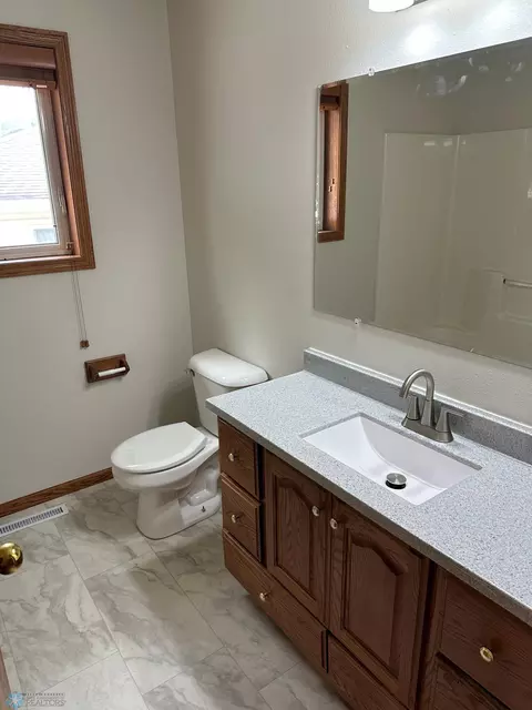 2126 5th Ave S, Fargo, ND 58103 photo 14