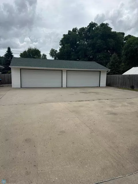 2126 5th Ave S, Fargo, ND 58103 photo 4