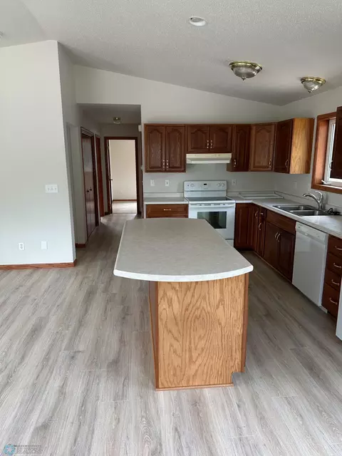 2126 5th Ave S, Fargo, ND 58103 photo 6