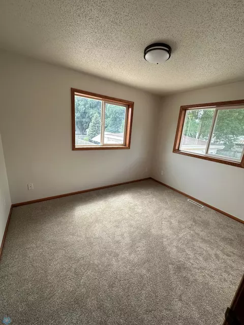 2126 5th Ave S, Fargo, ND 58103 photo 12