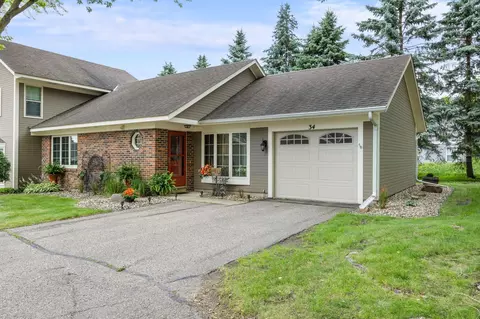 34 Somerset Dr, Waconia, MN 55387
