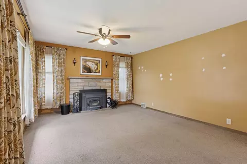 Living - 8506 E River Rd NW, Coon Rapids, MN 55433 photo 2 of 6