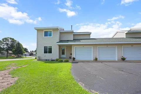 2501 Stockinger Dr, Saint Cloud, MN 56303
