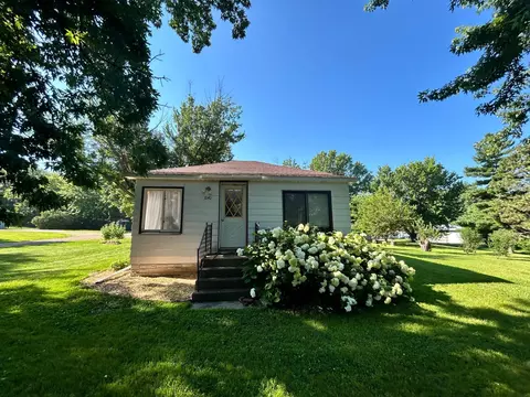 1040 1st Ave NE, Glenwood, MN 56334