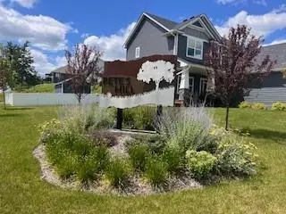 27260 Petes Hill Trl, Elko New Market, MN 55020