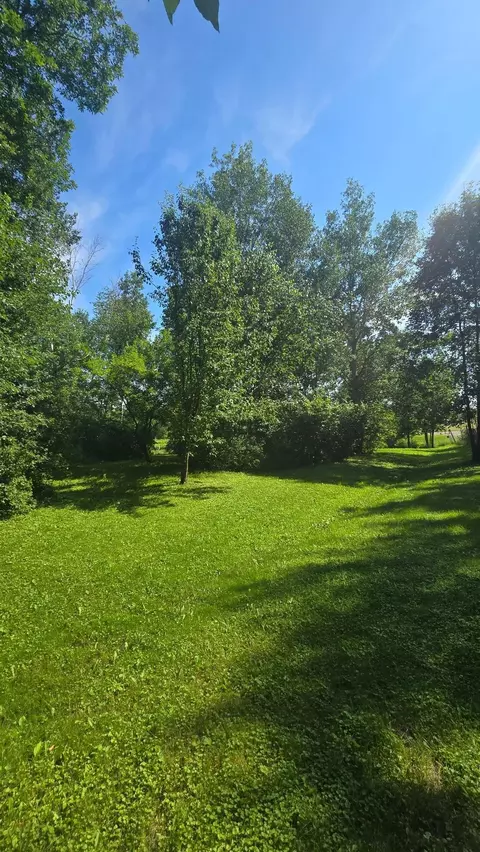 Exterior - 8492 190th St, Milaca, MN 56353 photo 6 of 7