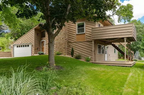 2005 Hill Pl SW, Rochester, MN 55902