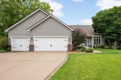1580 Meadowview Trl, Hastings, MN 55033