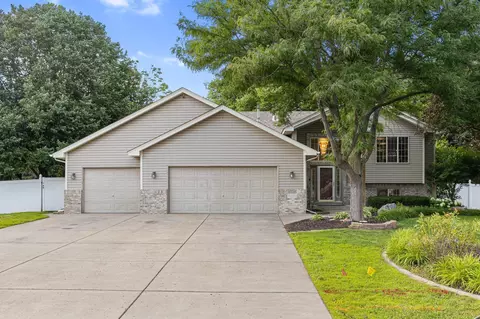 4608 Marigold Ave N, Brooklyn Park, MN 55443