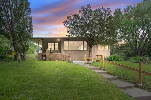 895 Humboldt Ave, West Saint Paul, MN 55118