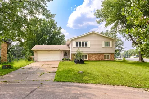 3401 74th Cir N, Brooklyn Park, MN 55443