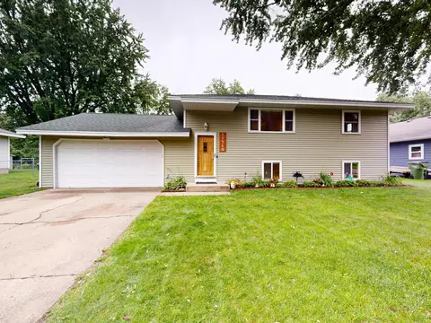 11549 Terrace Rd NE, Blaine, MN 55434