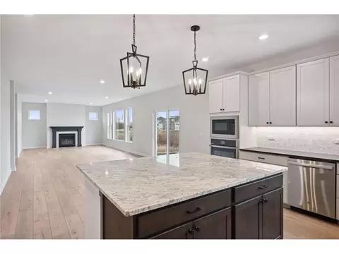 1545 Philipp Way, Shakopee, MN 55379