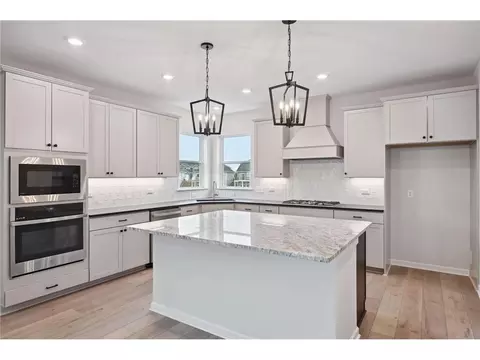 1491 Philipp Way, Shakopee, MN 55379