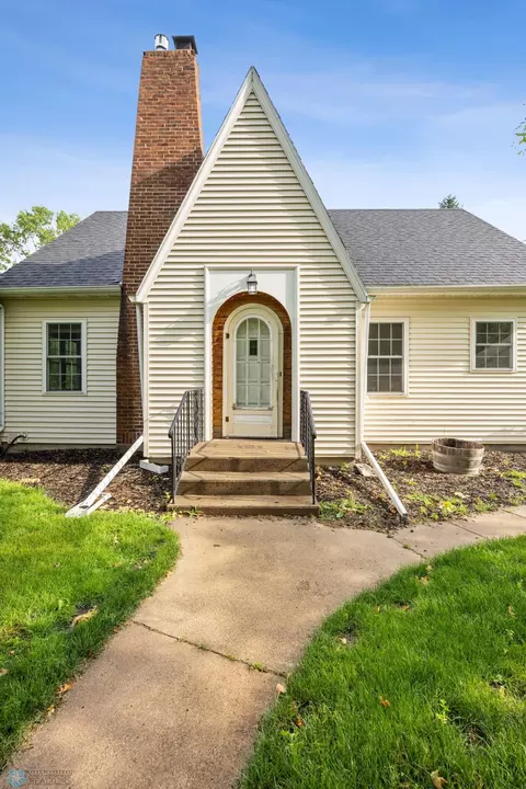201 2nd Ave E, Ada, MN 56510