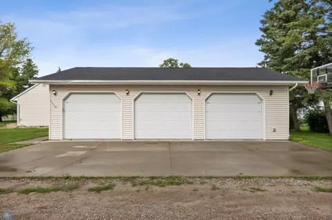 Exterior - 201 2nd Ave E, Ada, MN 56510 photo 3 of 5
