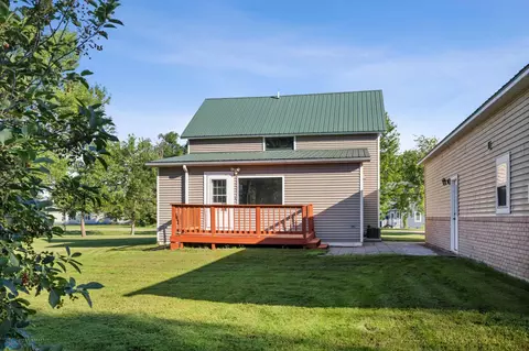 Exterior - 352 5th Ave, Walcott, ND 58077 photo 4 of 9